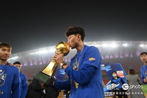 爱游戏app-克里夫兰骑士训练开放日，加时末段远射贴柱引欢呼，中超在即，阵容厚度经受考验(燃烧克里夫兰第二季)