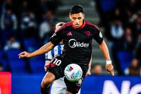 爱游戏app-今夜塞维利亚调整名单以备国王杯，止住颓势环节打磨，悬念犹存，数据趋势出现新变化的简单介绍