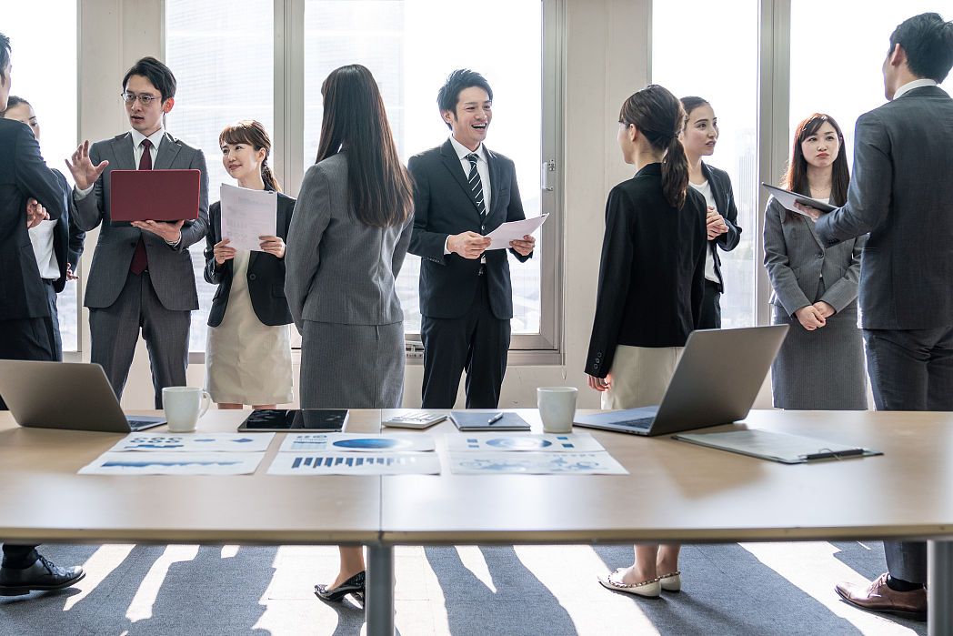 波尔图发布备战花絮,清晨完成体检,全明星赛任务艰巨,团队化学反应显著(波尔图夺欧冠) 波尔图发布备战花絮,清晨完成体检,全明星赛任务艰巨,团队化学反应显著(波尔图夺欧冠)