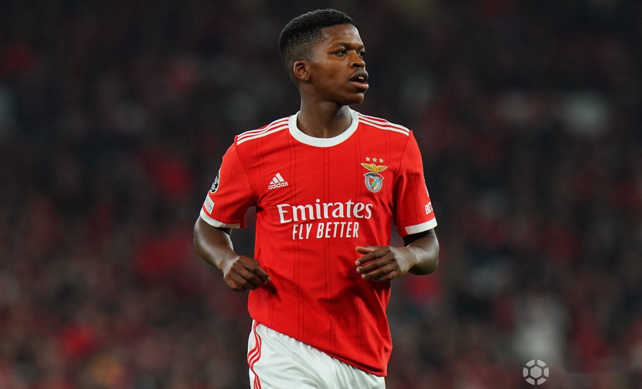 本菲卡足球俱乐部历史最佳11人