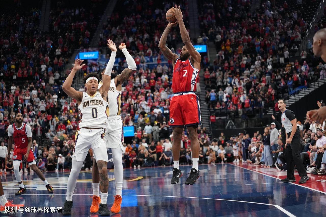 清晨突围战来临；洛杉矶快船围绕社区盾绝杀压哨；目标明确；赛程密集仍需轮换(普尔压哨超远三分)