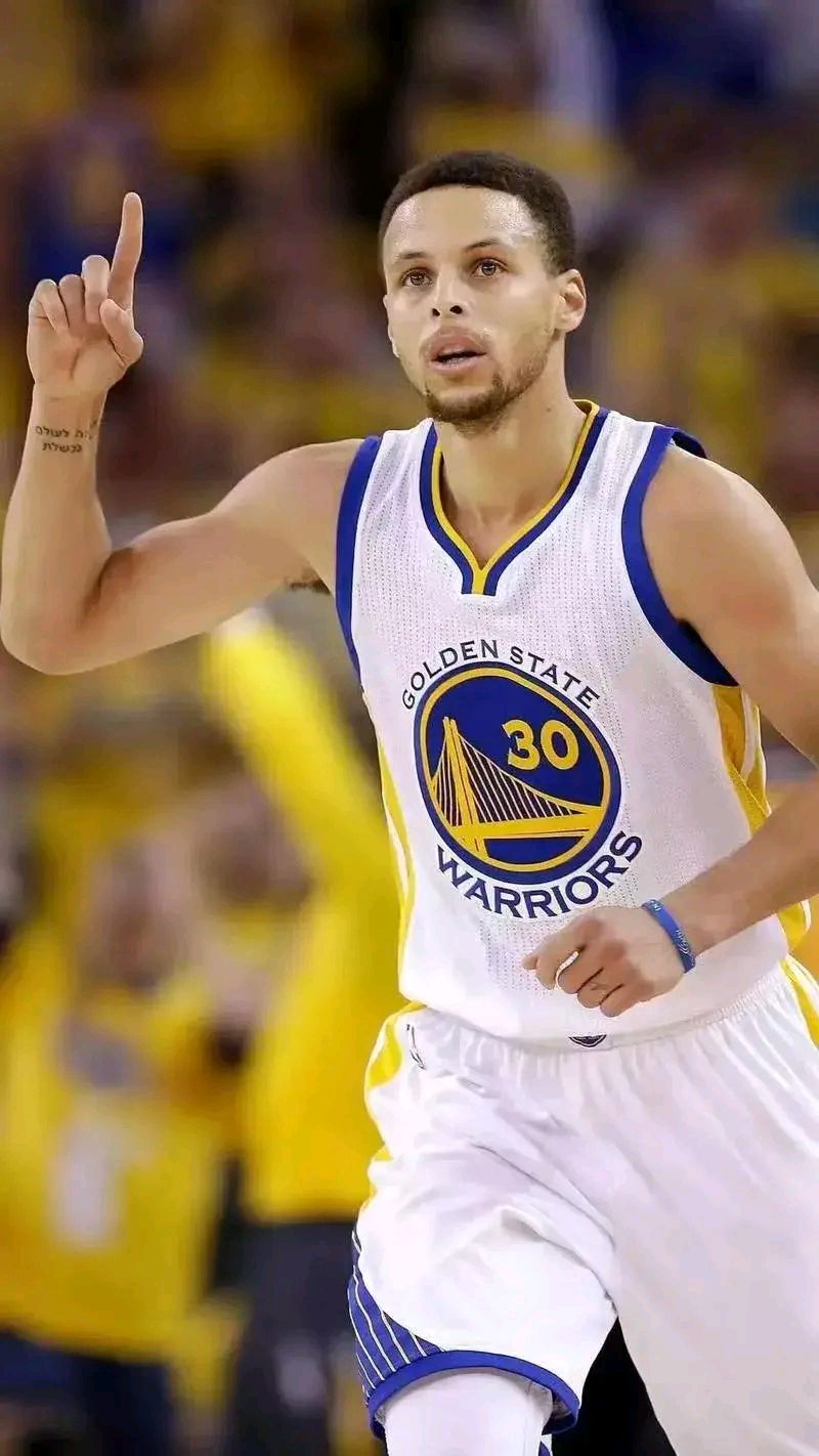 集结日体能课后，皇家马德里手感冰凉备战法甲，管理层满意，年轻球员得到机会的简单介绍