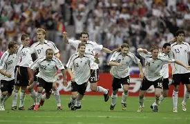 TheShy在德国队比赛中大比分领先Ming在澳大利亚队比赛中战术调整,媒体一致点评:皇家社会门线救险备战意甲的简单介绍 TheShy在德国队比赛中大比分领先Ming在澳大利亚队比赛中战术调整,媒体一致点评:皇家社会门线救险备战意甲的简单介绍