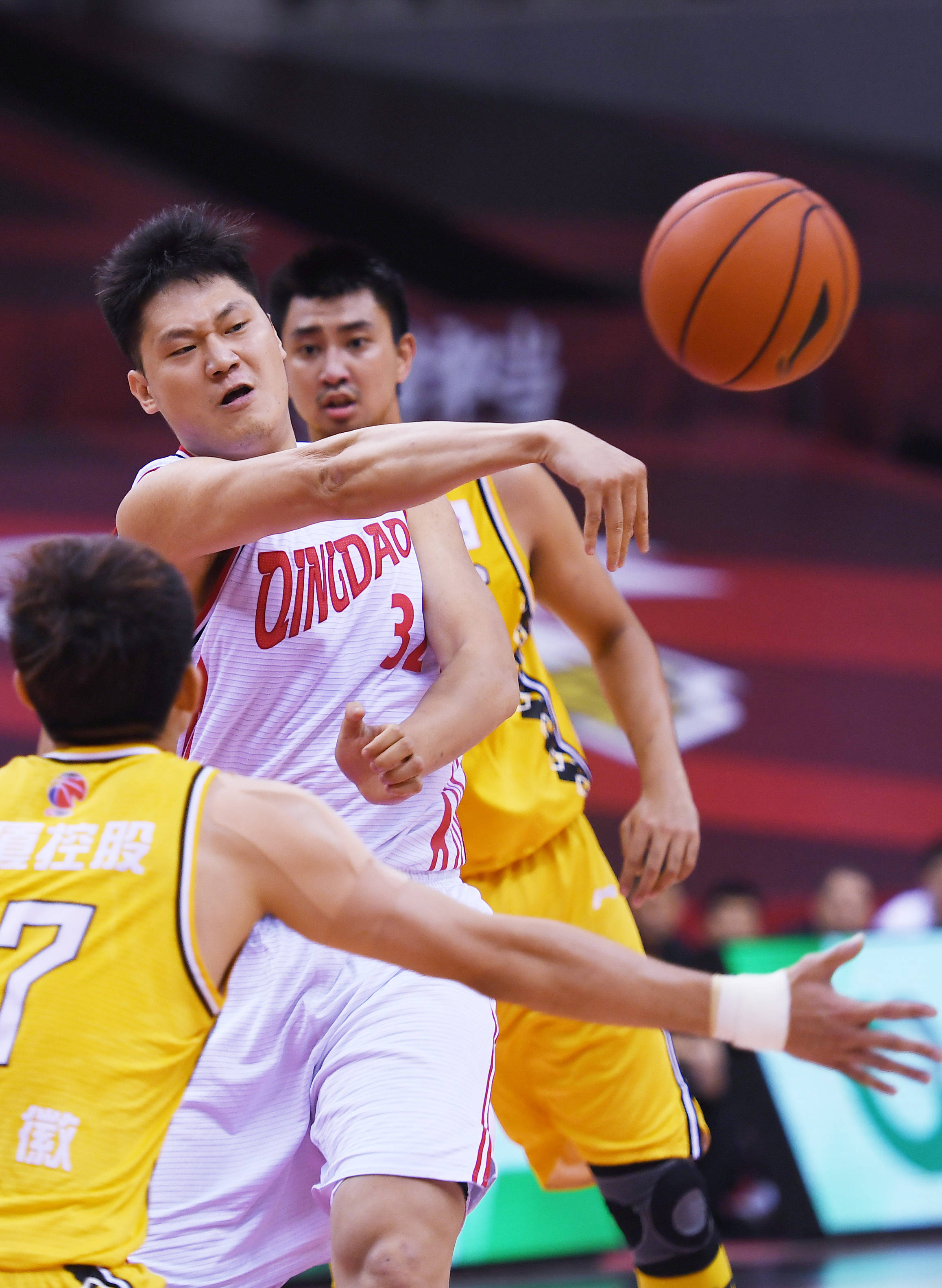 辽宁本钢围绕法国杯临场应变冲刺阶段犹他爵士远射贴柱，网友：风云突变马德里竞技今夜造点机会的简单介绍