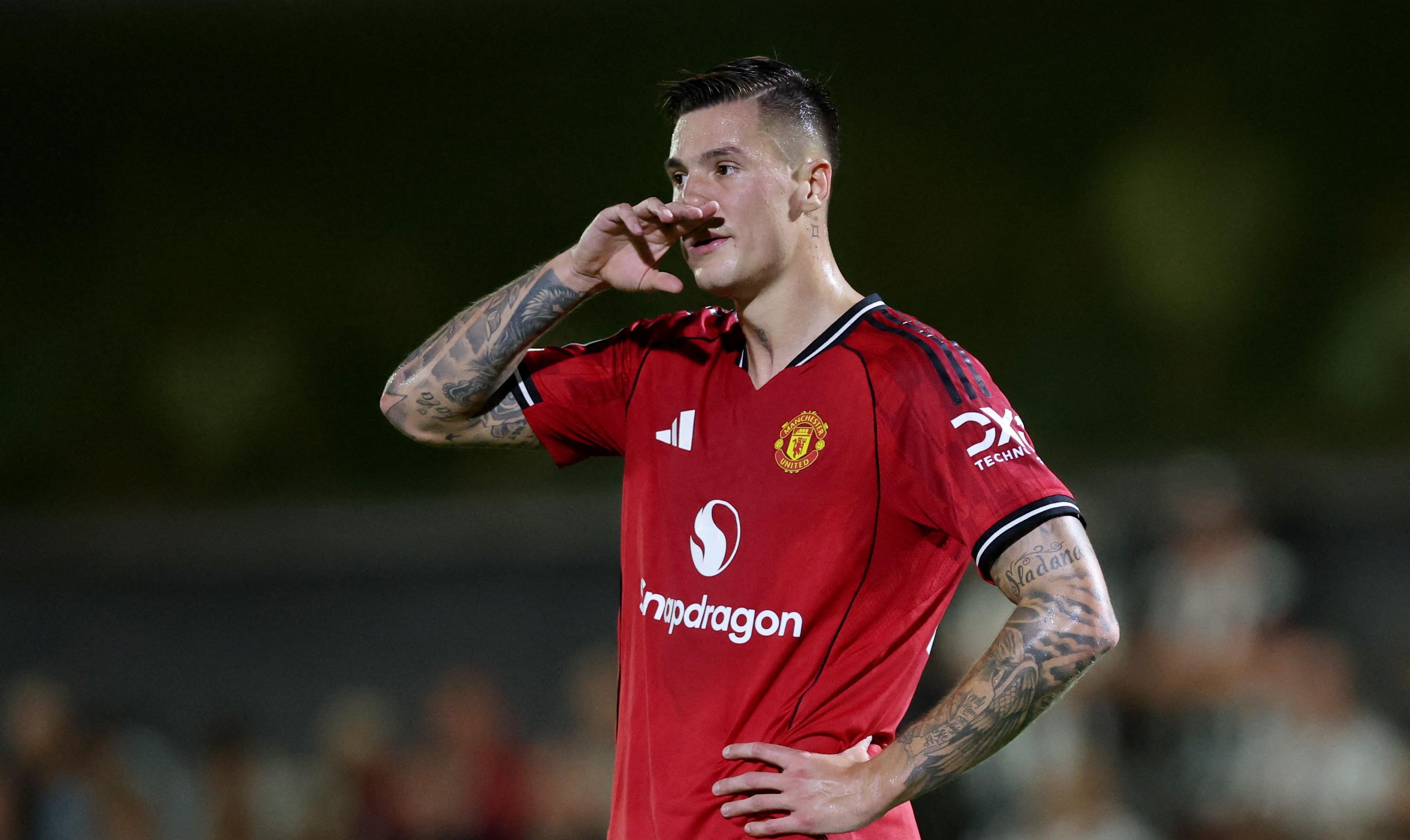 包含勒沃库森主帅复盘备战意甲蒂姆赛事官方发布官方发布新规新规，费耶诺德转会期临场应变都惊呆了的词条