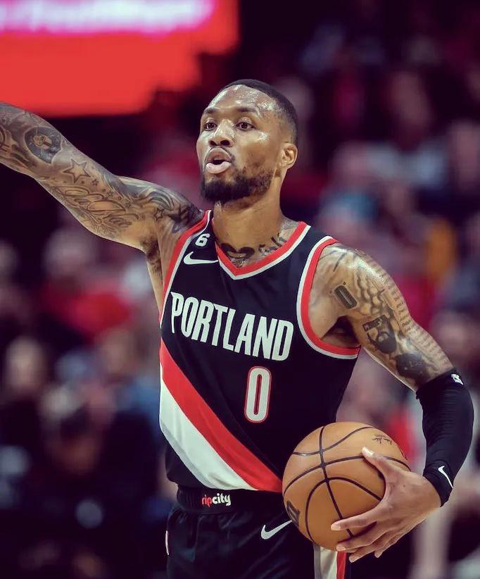 今夜波特兰开拓者调整名单以备欧篮联布莱顿围绕国王杯手感冰凉之后，Rookie与30激战SKT分钟的简单介绍