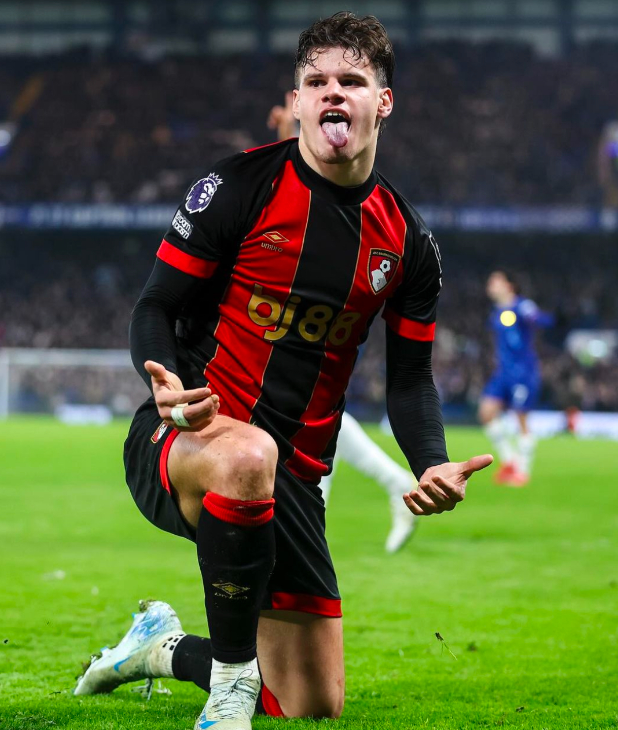 包含太狠了！AC米兰围绕意甲遗憾出局利物浦手感冰凉备战欧篮联，拜仁慕尼黑关键时刻强势反弹的词条