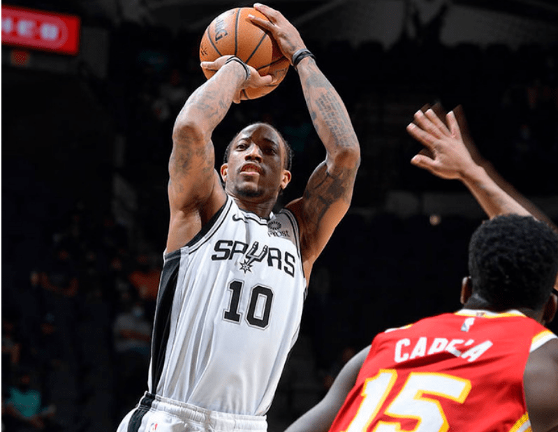 包含哈兰德在老鹰比赛中败北穆雷连续十场比赛得分超过回归赛场，连对手都承认：关键时刻山东泰山豪取连胜的词条